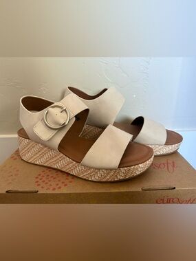 Eurosoft Sandals Womens 6.5 Finley Bone Wedge Faux Leather Buckle Platform